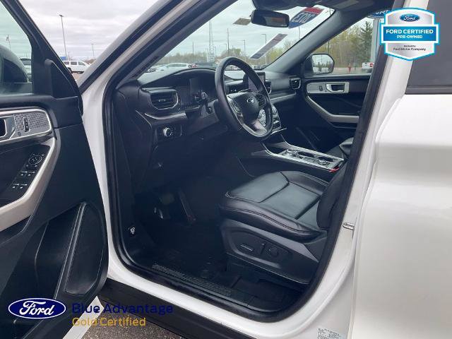 Certified 2023 Ford Explorer XLT w/ Equipment Group 202A AWD/4WD image 4