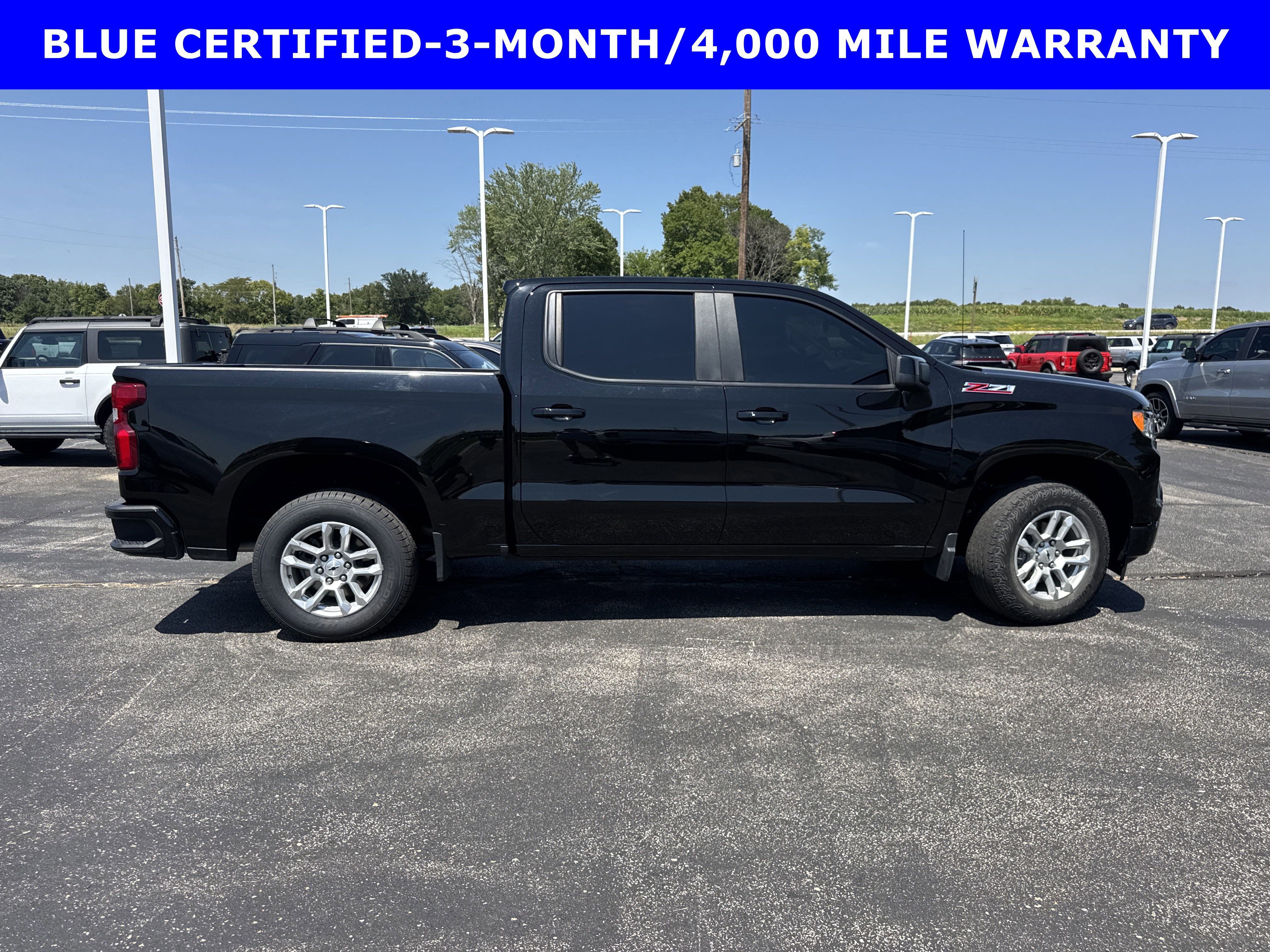 Used 2023 Chevrolet Silverado 1500 RST image 2