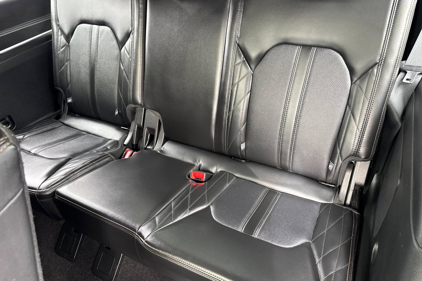 Certified 2019 Ford Expedition Platinum AWD/4WD image 15