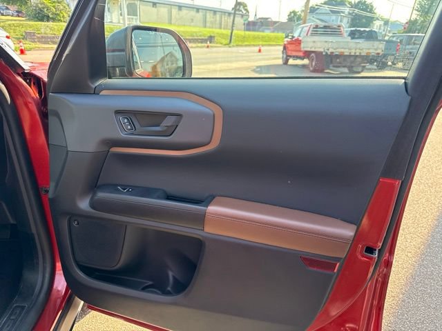Certified 2024 Ford Bronco Sport Outer Banks w/ Tech Package AWD/4WD image 31