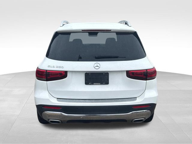 Used 2021 Mercedes-Benz GLB 250 image 4