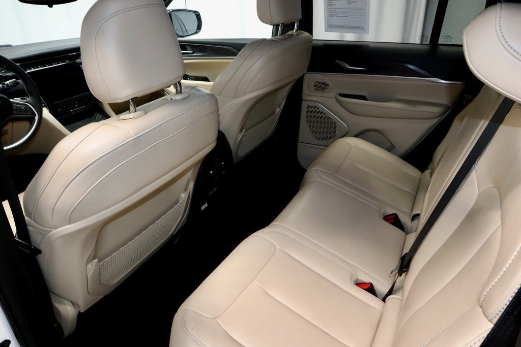 Used 2024 Jeep Grand Cherokee Limited 4xe image 21