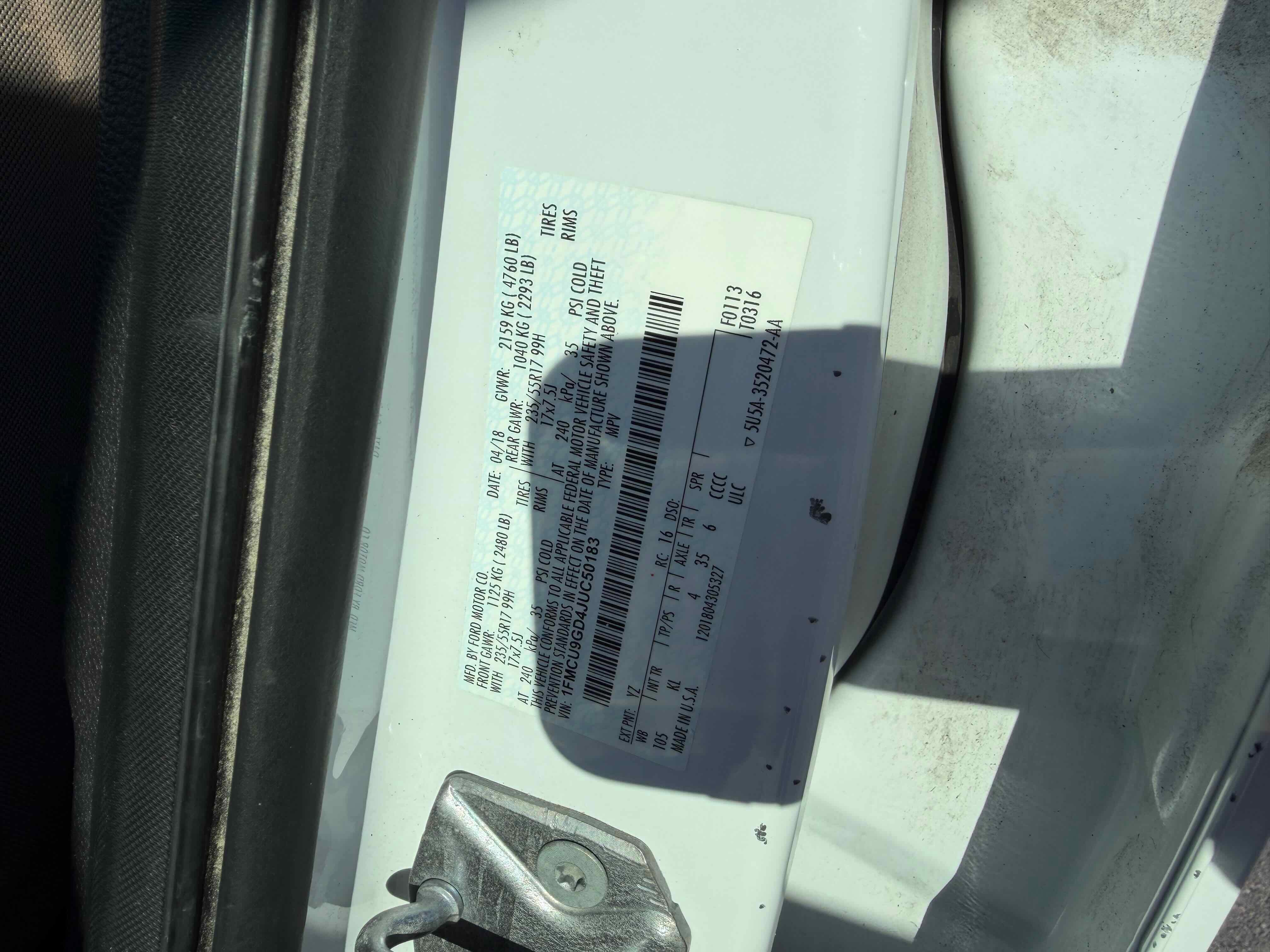 Certified 2018 Ford Escape SE image 34