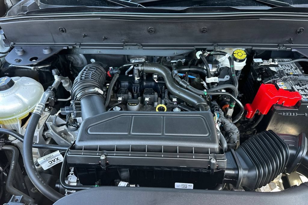 Certified 2025 Ford Bronco Sport Outer Banks w/ Outer Banks Tech Package+ AWD/4WD image 18
