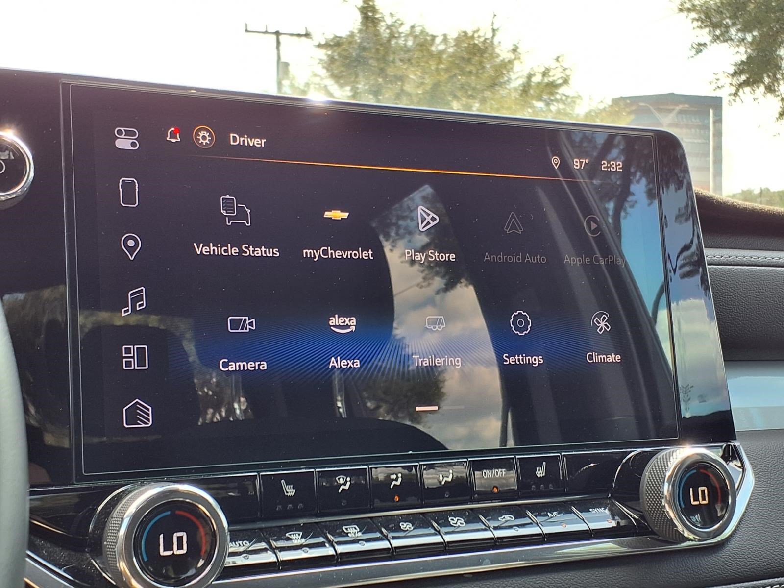 Used 2025 Chevrolet Colorado LT RWD image 17