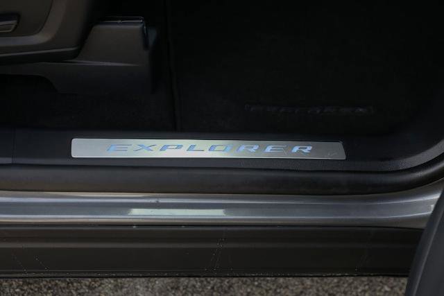 Certified 2025 Ford Explorer Platinum image 37