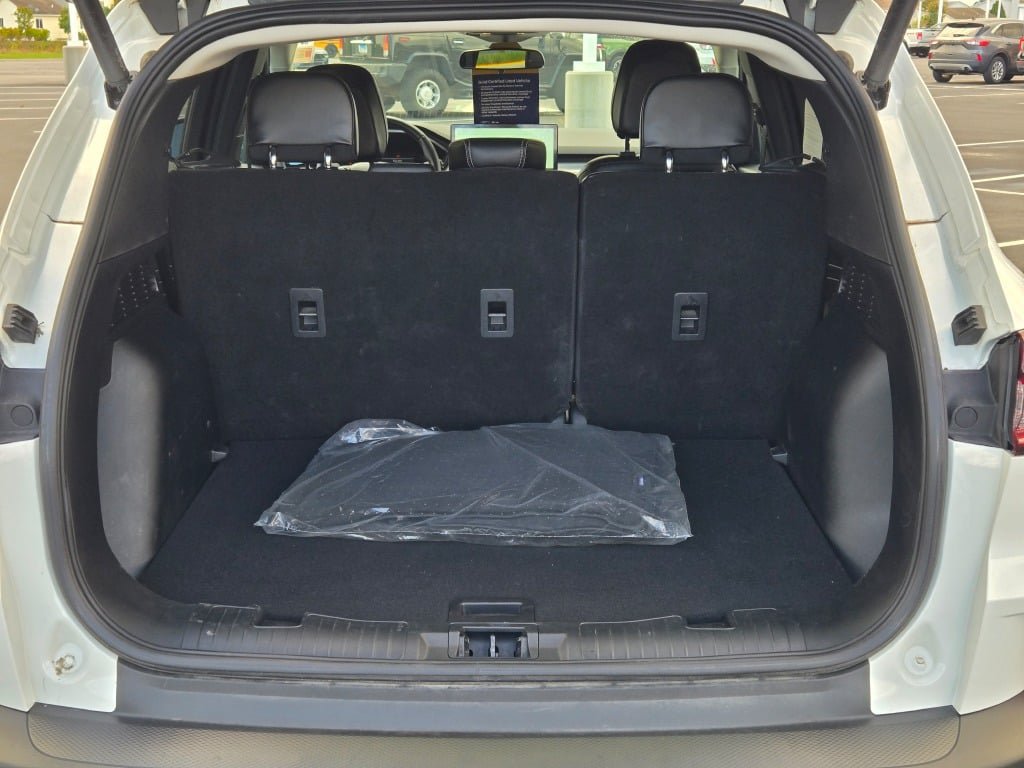 Certified 2025 Ford Escape SE FWD image 13