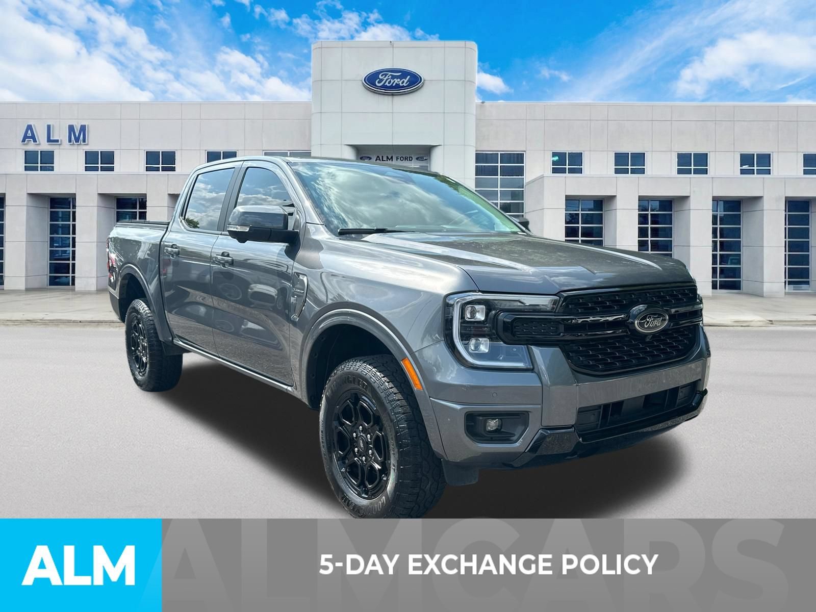 Certified 2025 Ford Ranger Lariat w/ FX4 Off-Road Package AWD/4WD image 3