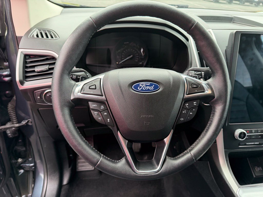 Certified 2022 Ford Edge SEL w/ Sport Appearance Package AWD/4WD image 14