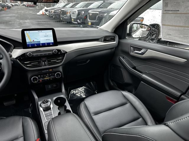 Certified 2022 Ford Escape SEL image 18