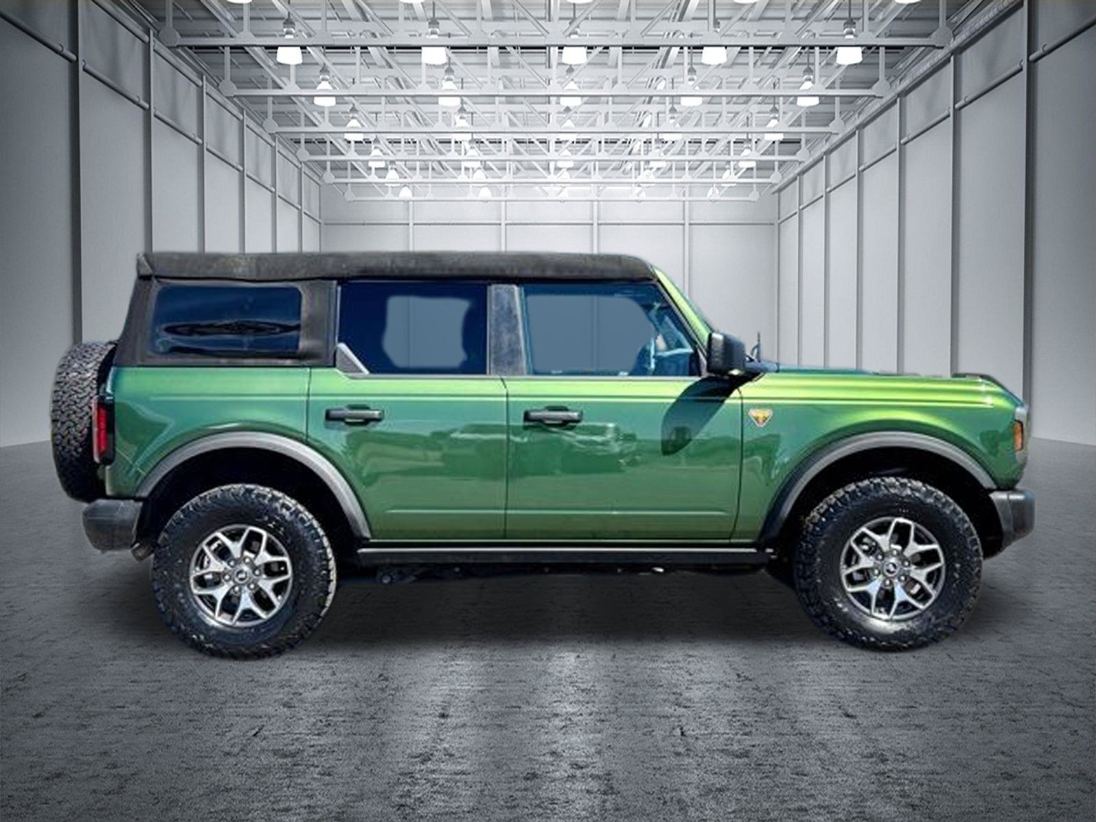 Certified 2023 Ford Bronco Badlands AWD/4WD image 5