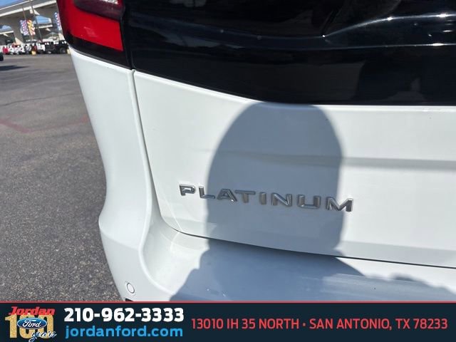 Certified 2025 Ford Expedition Max Platinum AWD/4WD image 8