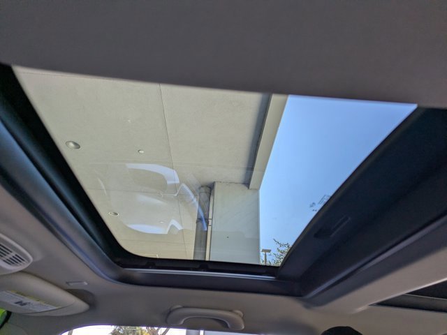 Used 2024 MINI Cooper 2-Door Hardtop image 17