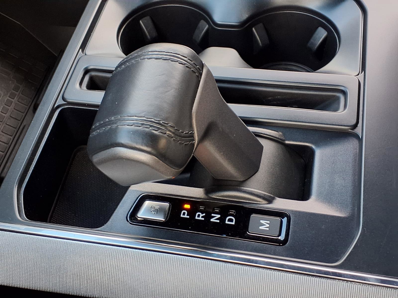 Certified 2022 Ford F150 Raptor w/ Equipment Group 801A High image 17