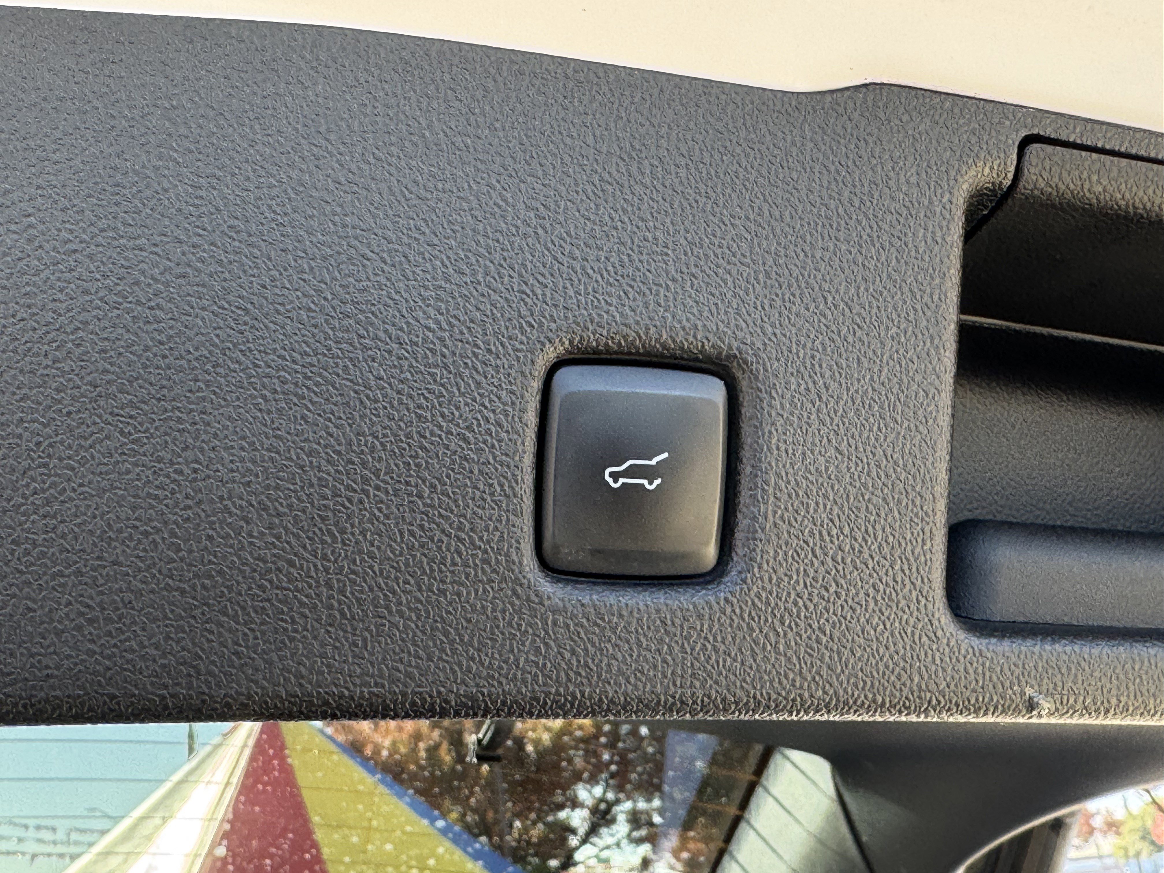 Certified 2021 Ford Escape SEL image 10