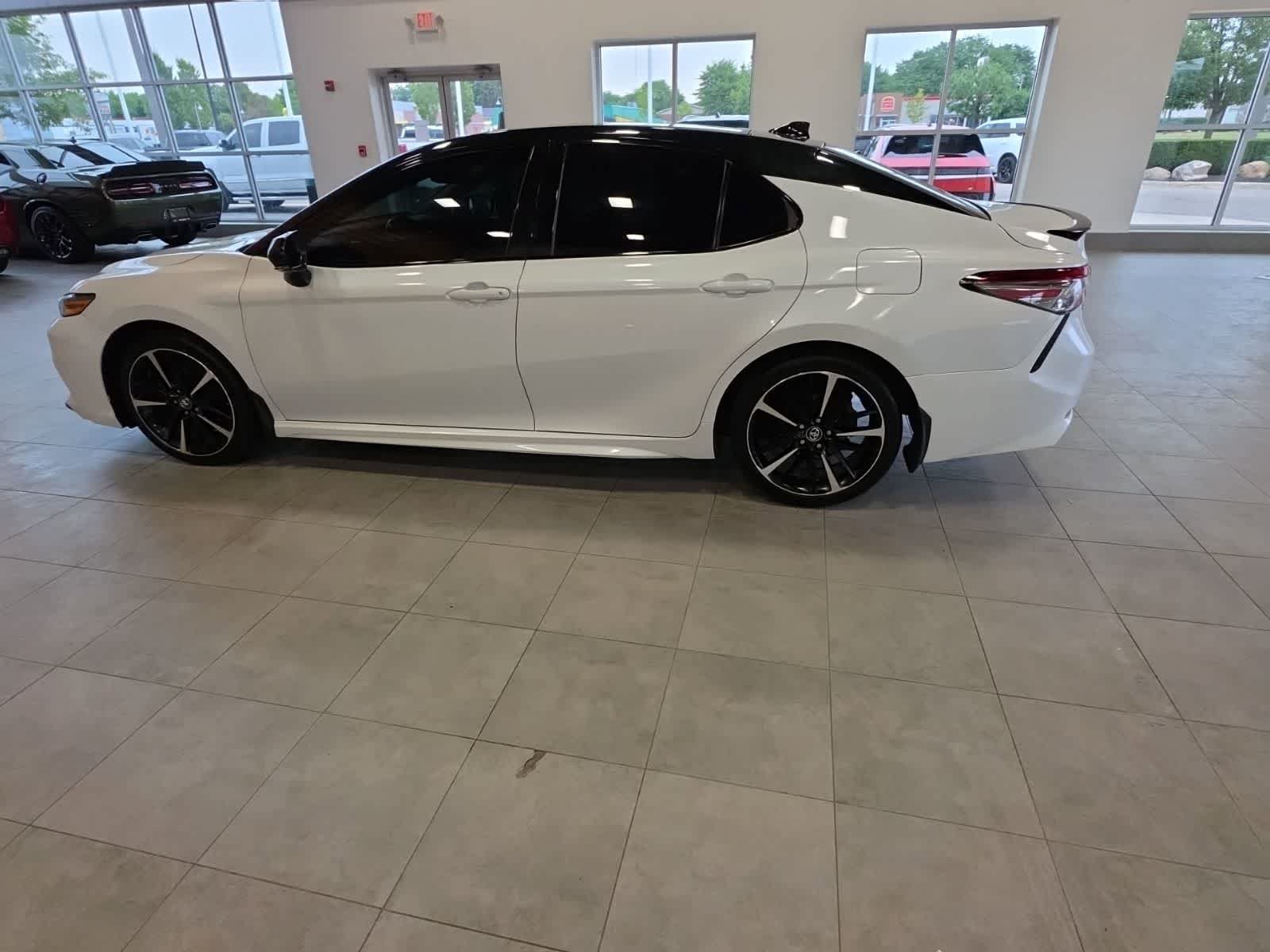 Used 2019 Toyota Camry XSE FWD image 12