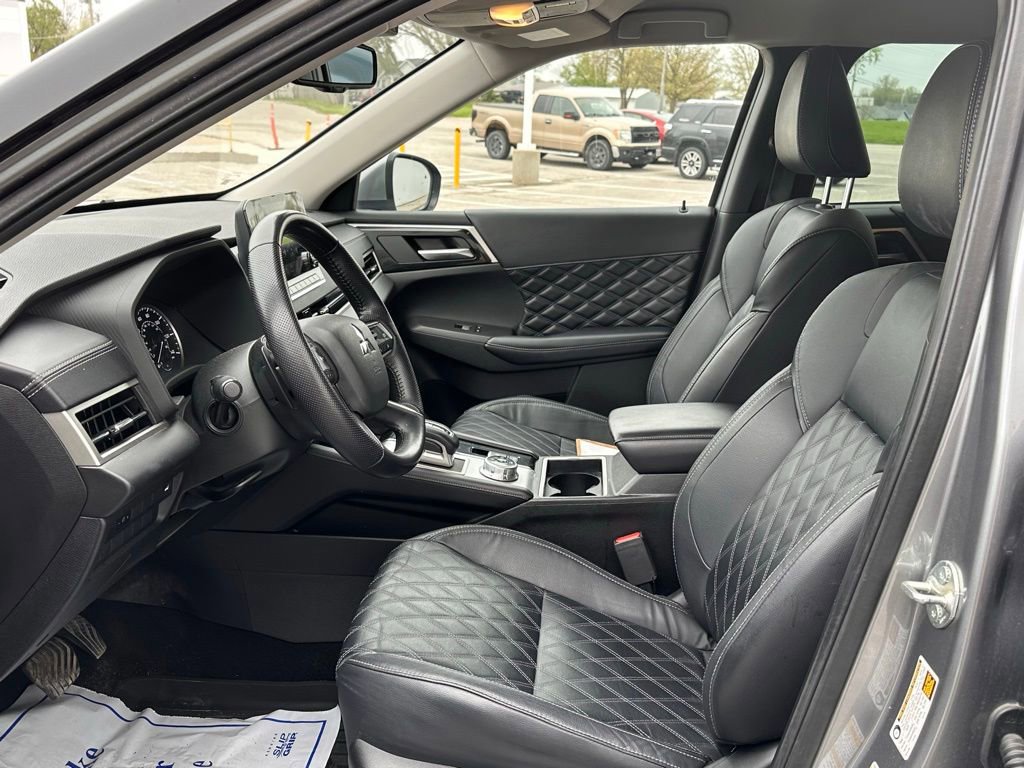 Used 2022 Mitsubishi Outlander SEL AWD/4WD image 11