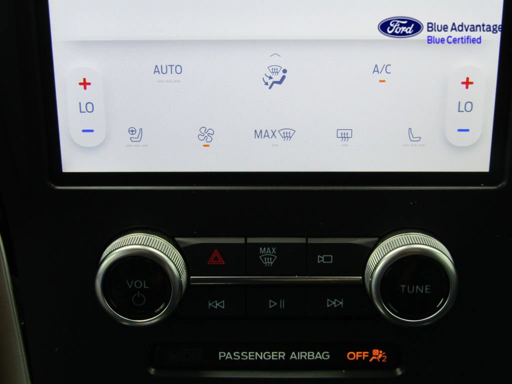 Certified 2024 Ford Edge SEL w/ Sport Appearance Package AWD/4WD image 19