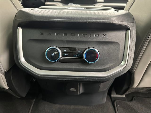 Certified 2025 Ford Expedition Active image 15