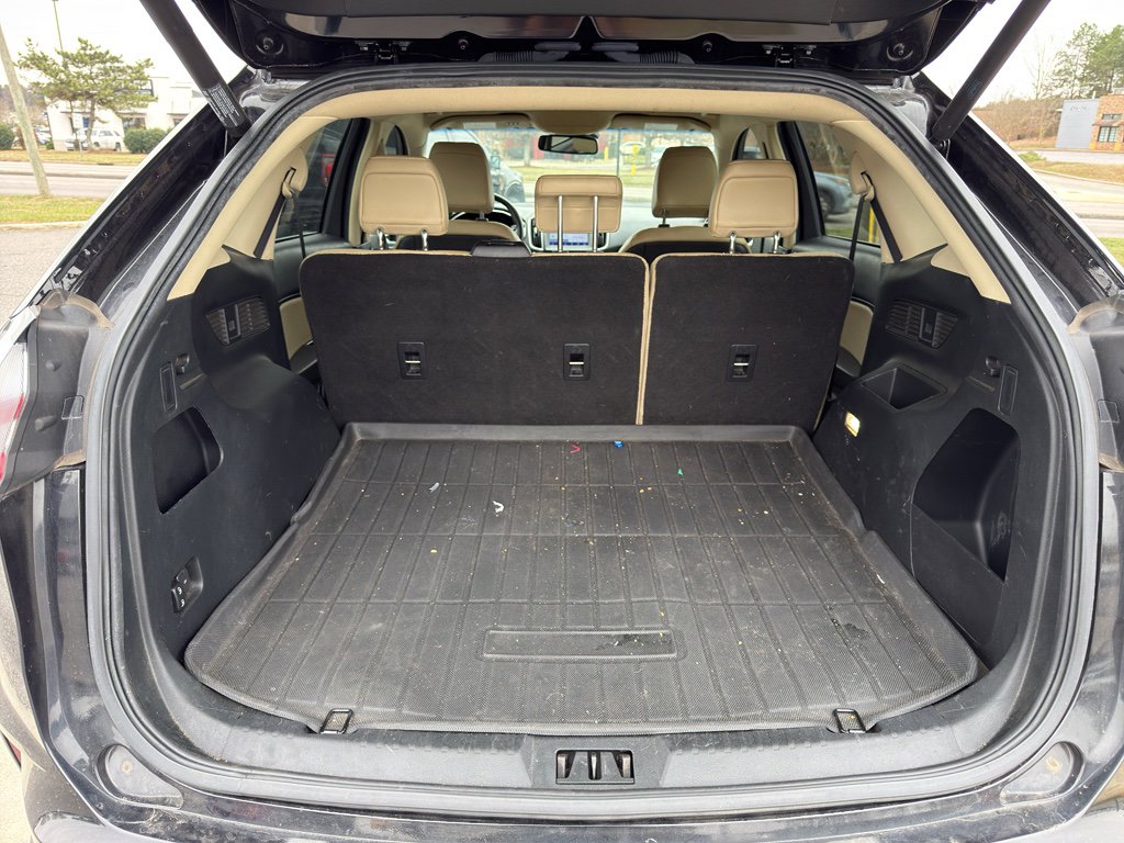 Certified 2020 Ford Edge SEL w/ Convenience Package image 9