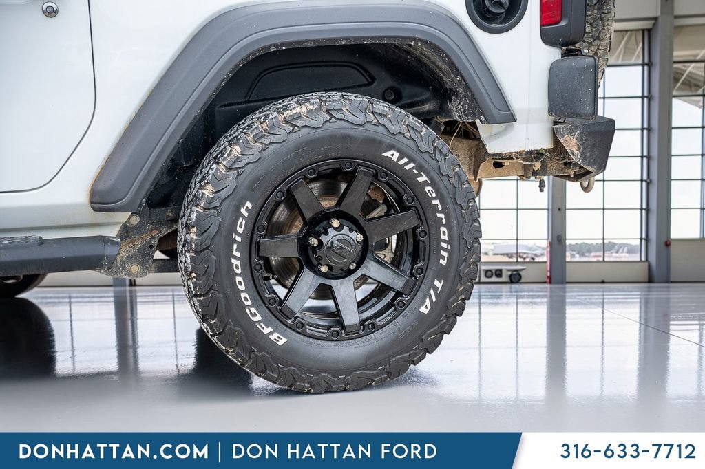 Used 2020 Jeep Wrangler Sport AWD/4WD image 35