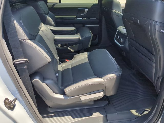 Certified 2025 Ford Expedition Max Platinum w/ Stealth Performance Package AWD/4WD image 36