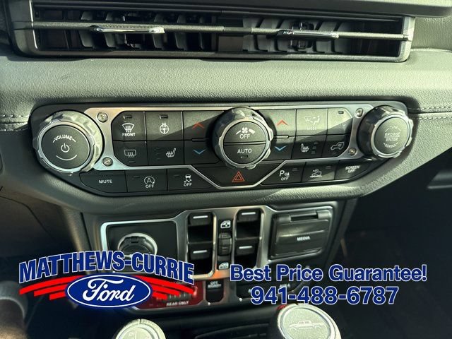 Used 2026 Jeep Gladiator Mojave AWD/4WD image 20