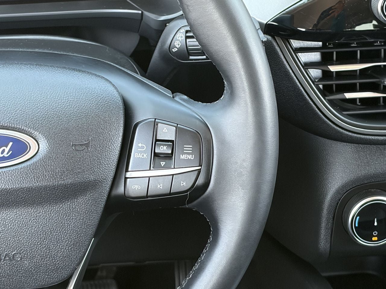 Certified 2023 Ford Escape Active FWD image 21