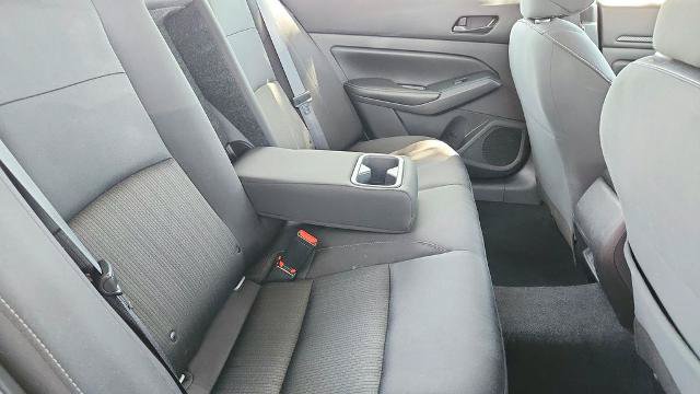 Used 2024 Nissan Altima 2.5 SV FWD image 31