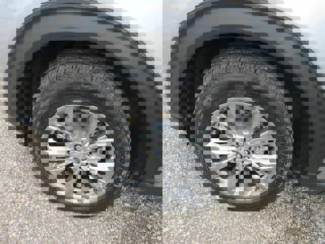 Certified 2022 Ford Explorer XLT w/ Equipment Group 202A image 23