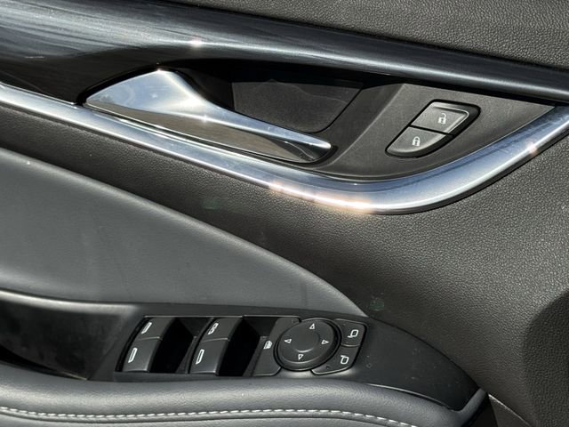 Used 2024 Buick Enclave Essence w/ Sport Touring Edition image 25
