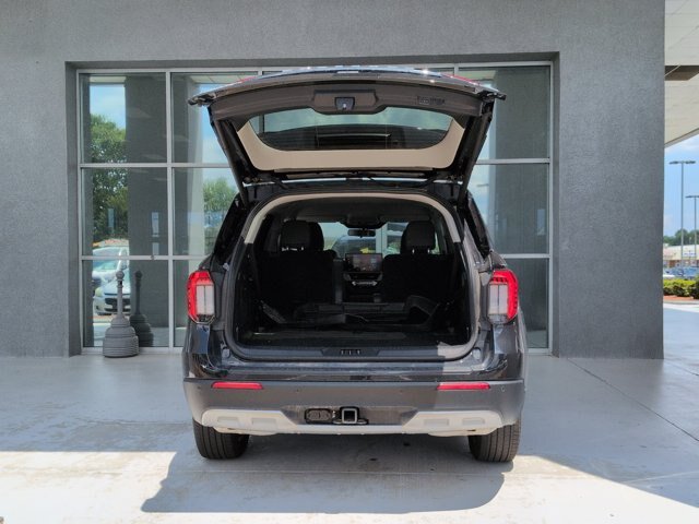 Certified 2025 Ford Explorer Active w/ Active Comfort Package AWD/4WD image 31