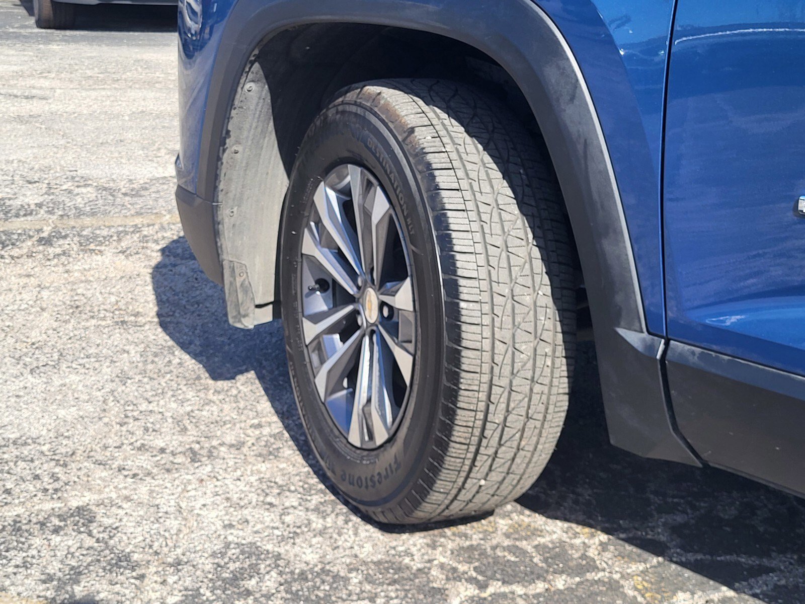 Used 2025 Chevrolet Equinox LT w/ Convenience Package II image 34