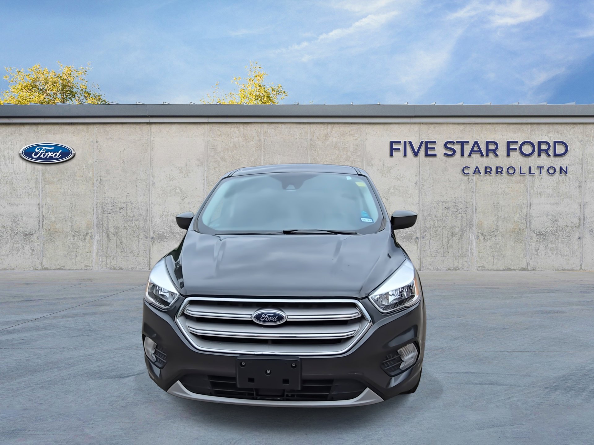 Certified 2019 Ford Escape SE image 3