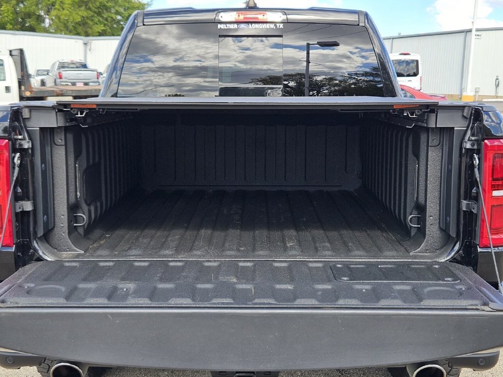 Used 2025 RAM 1500 Limited AWD/4WD image 11