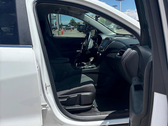 Used 2024 Chevrolet Equinox LT w/ LPO, Floor Liner Package FWD image 6