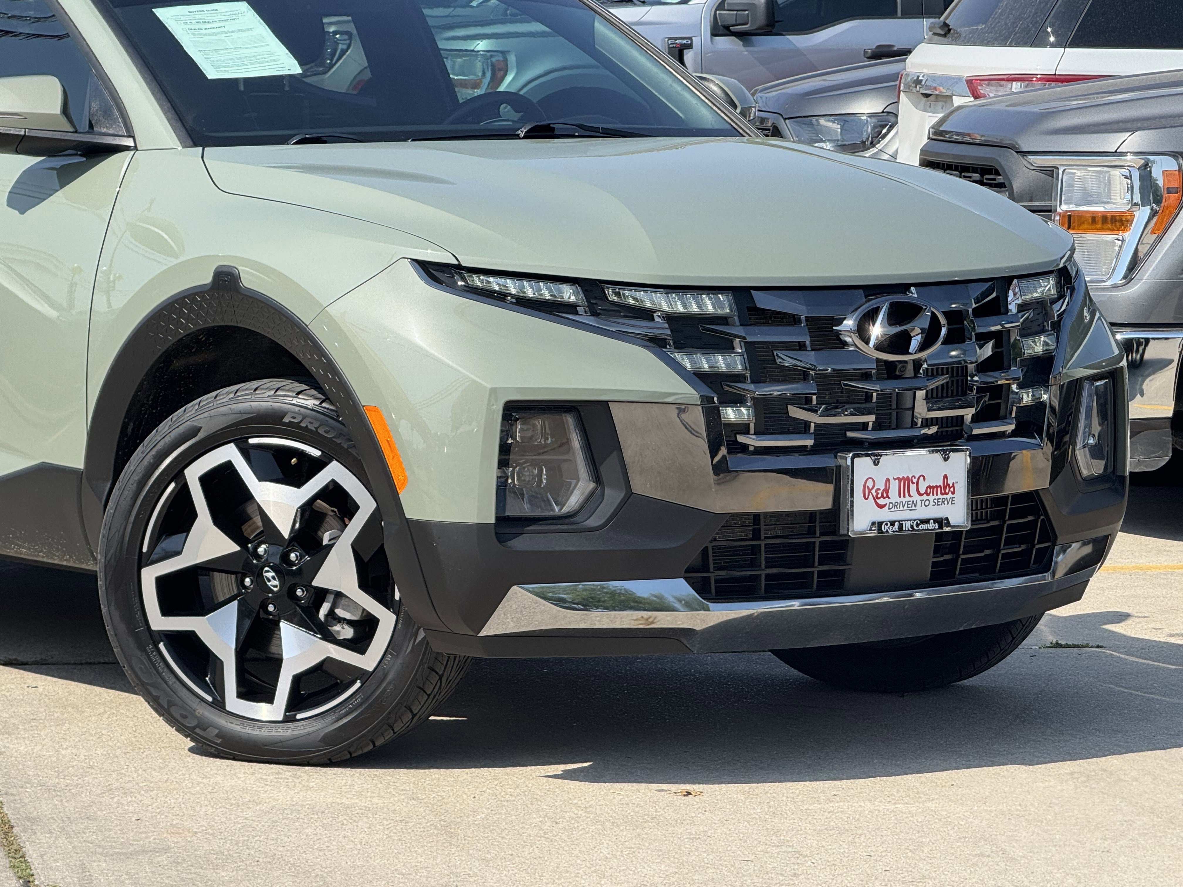 Used 2024 Hyundai Santa Cruz Limited image 2