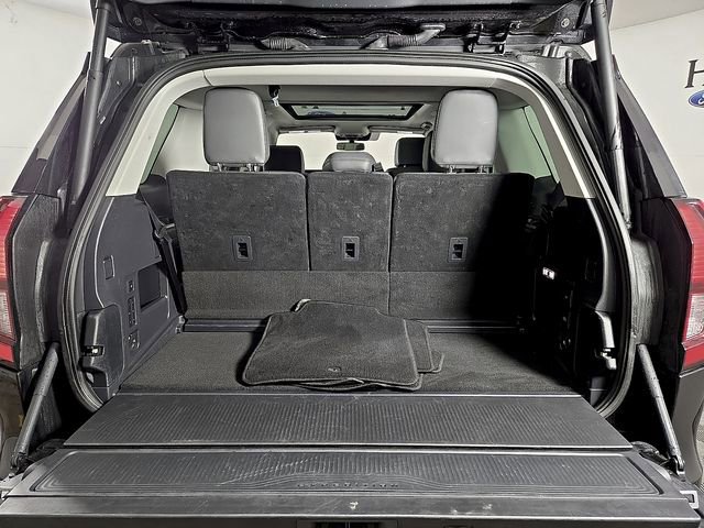 Certified 2025 Ford Expedition Active image 31
