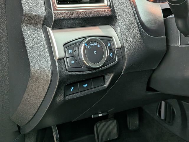 Certified 2017 Ford Explorer XLT w/ Equipment Group 202A AWD/4WD image 14