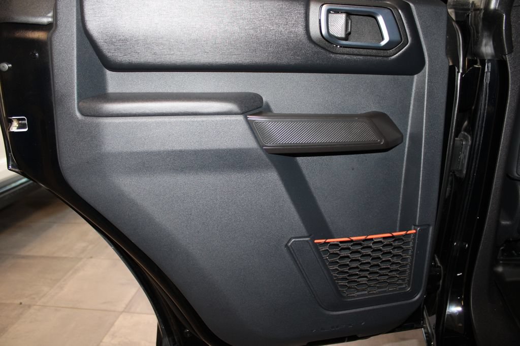 Certified 2024 Ford Bronco Raptor w/ Interior Carbon Fiber Pack 6 AWD/4WD image 38