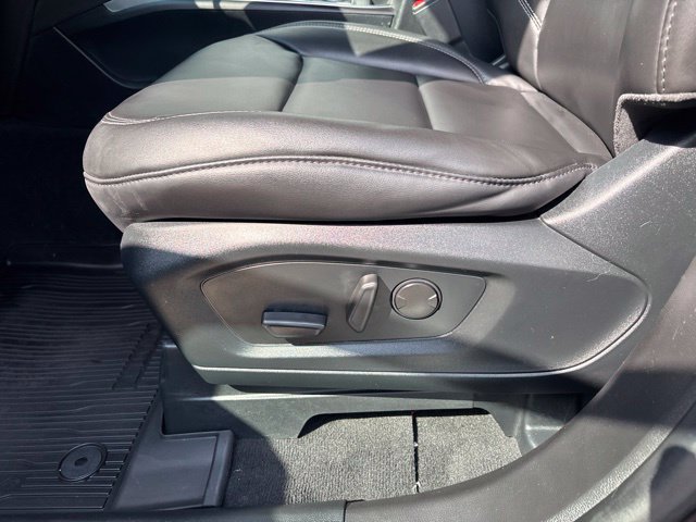 Certified 2023 Ford Explorer XLT w/ Equipment Group 202A AWD/4WD image 13