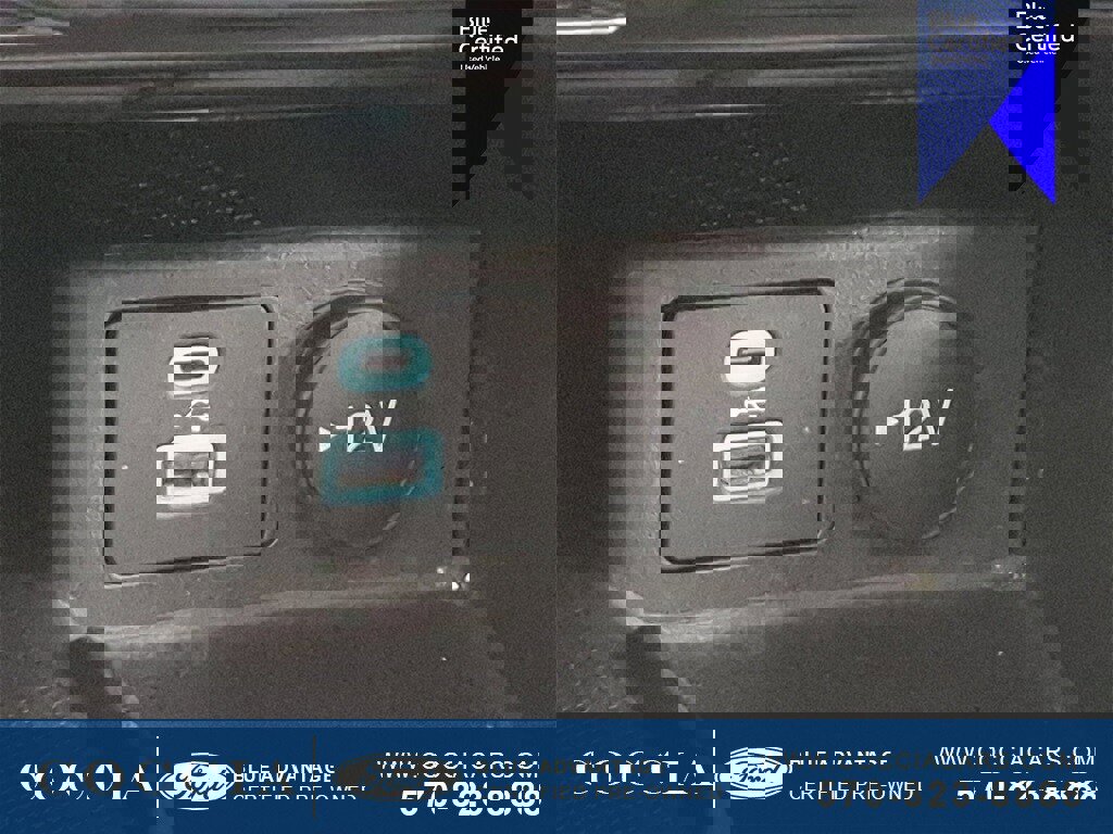 Certified 2023 Ford Escape Platinum w/ Class II Trailer Tow Package image 24