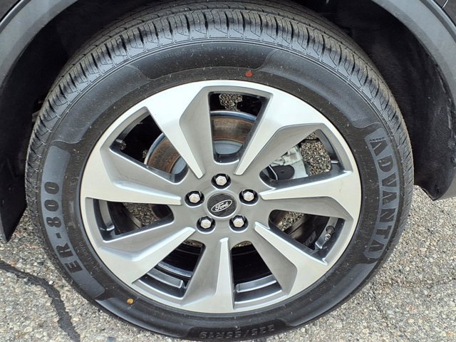 Certified 2024 Ford Escape Platinum AWD/4WD image 29