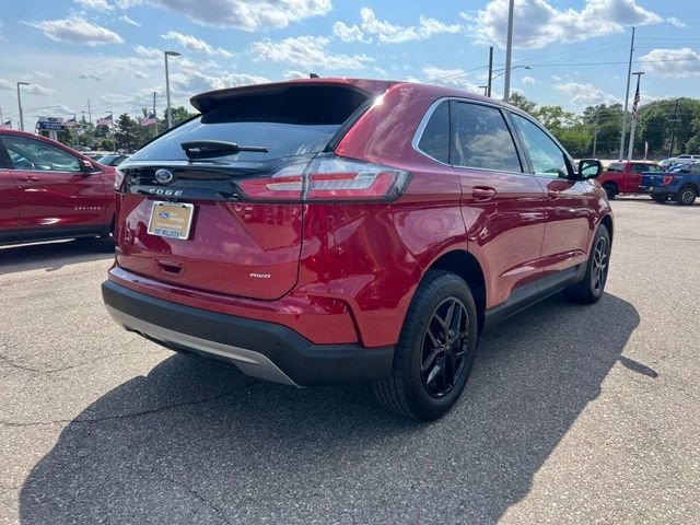 Certified 2023 Ford Edge SEL w/ Convenience Package AWD/4WD image 4