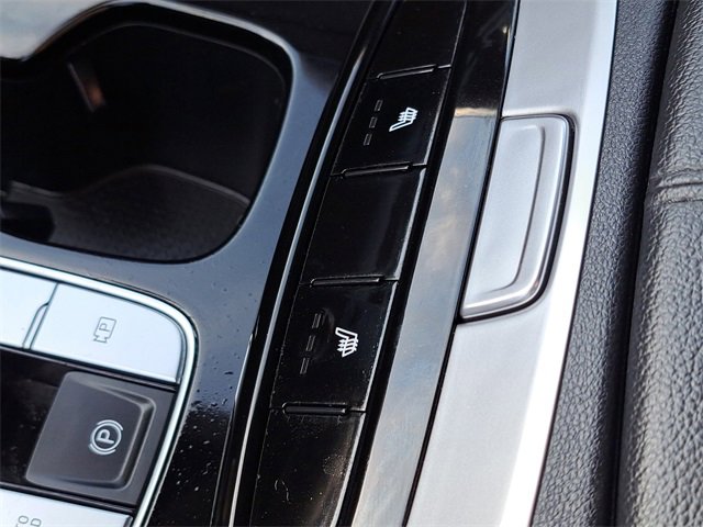 Used 2022 Hyundai Santa Cruz SEL image 16