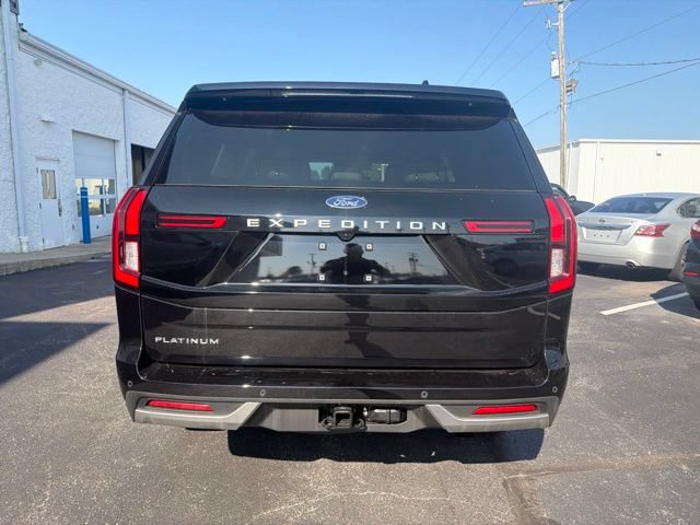 Certified 2026 Ford Expedition Platinum w/ Platinum Ultimate Package AWD/4WD image 4