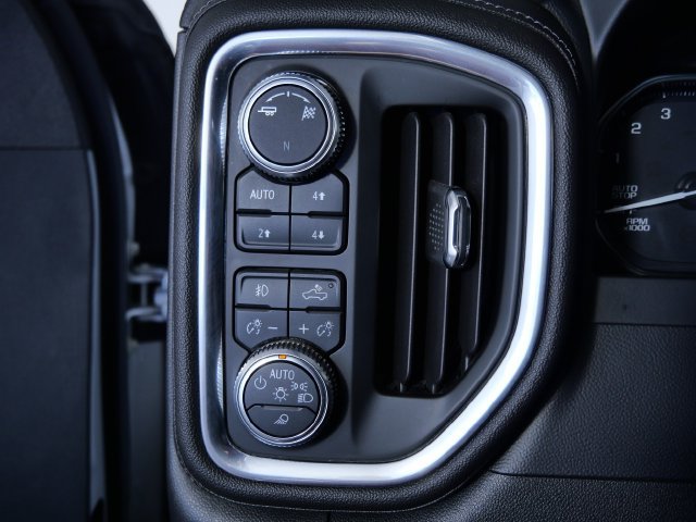 Used 2019 GMC Sierra 1500 SLT w/ SLT Premium Package AWD/4WD image 24
