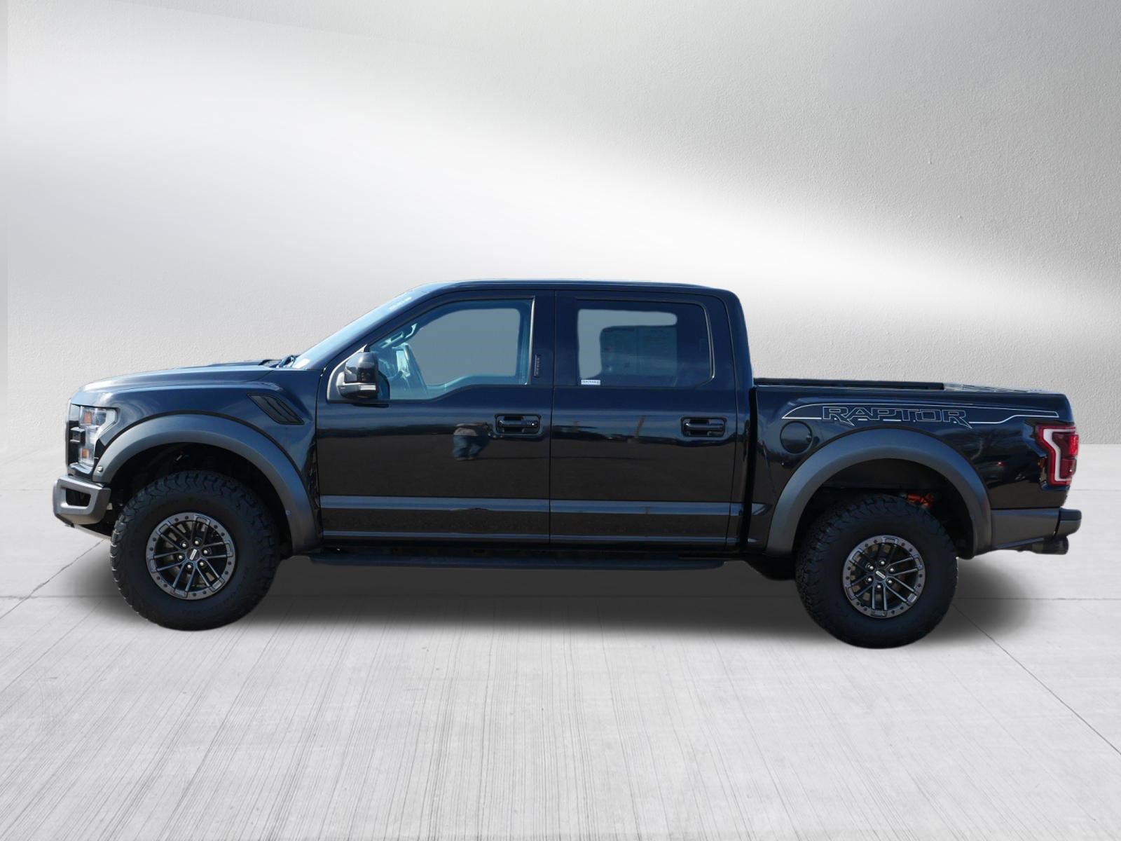 Certified 2020 Ford F150 Raptor w/ Equipment Group 802A Luxury AWD/4WD image 4