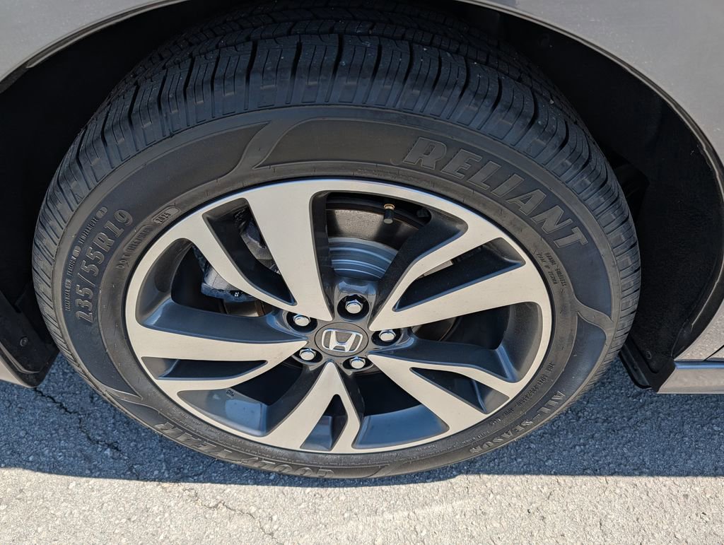 Used 2023 Honda Odyssey Touring image 35