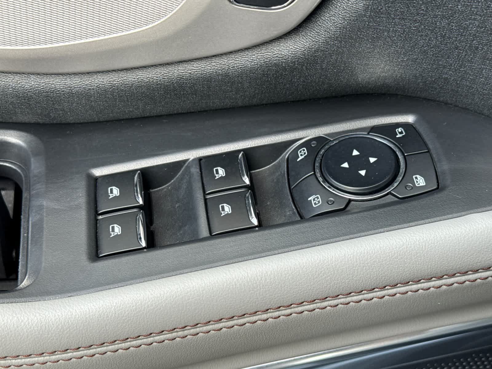 Certified 2025 Ford Expedition Active AWD/4WD image 13